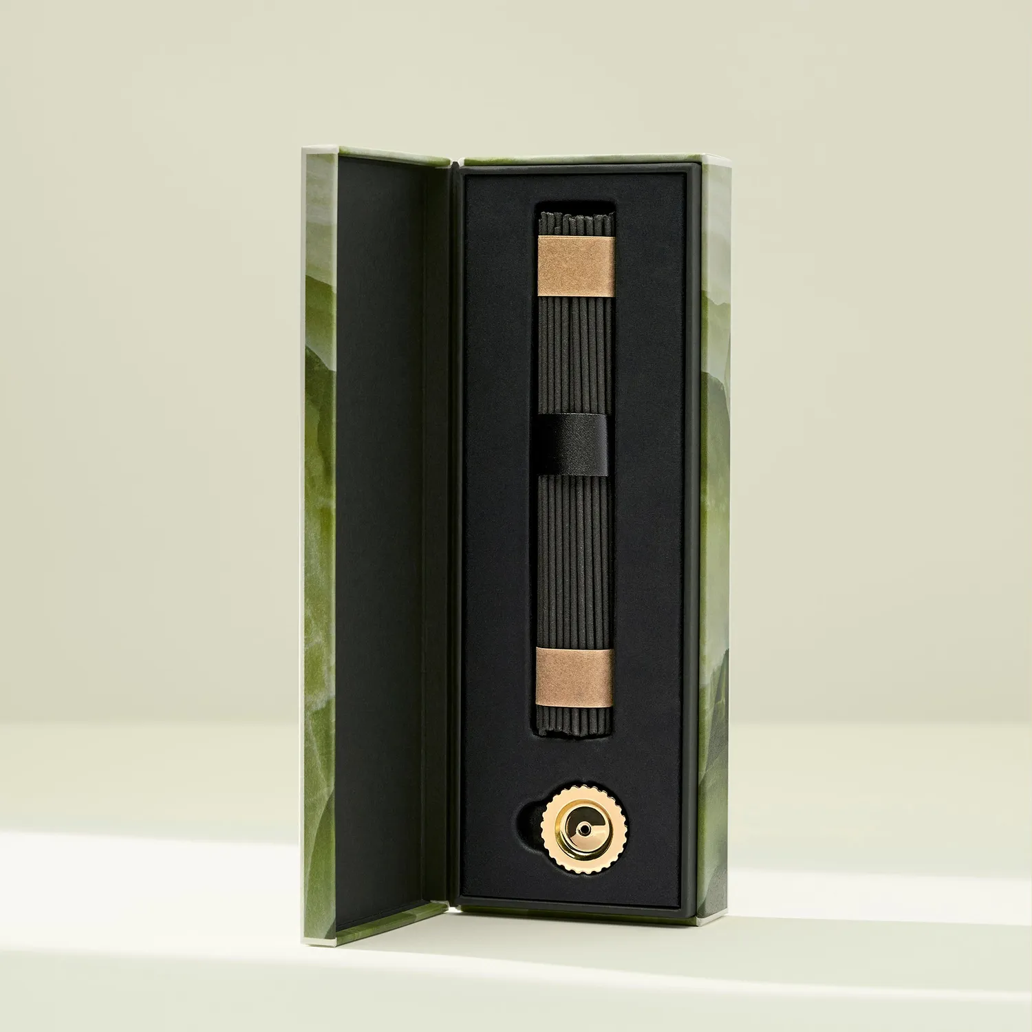 Oribe Desertland Incense Räucherstäbchen mit Halter