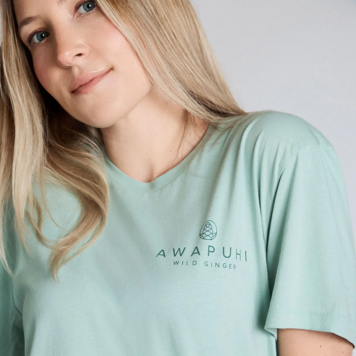 Paul Mitchell Awapuhi Heritage T-Shirt S Island