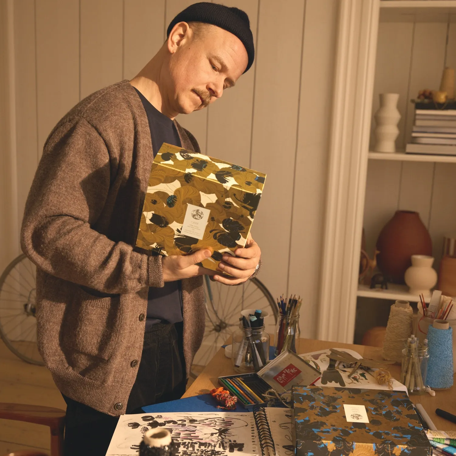Oribe Signature Überraschungs-Geschenkbox Handpflege-Set