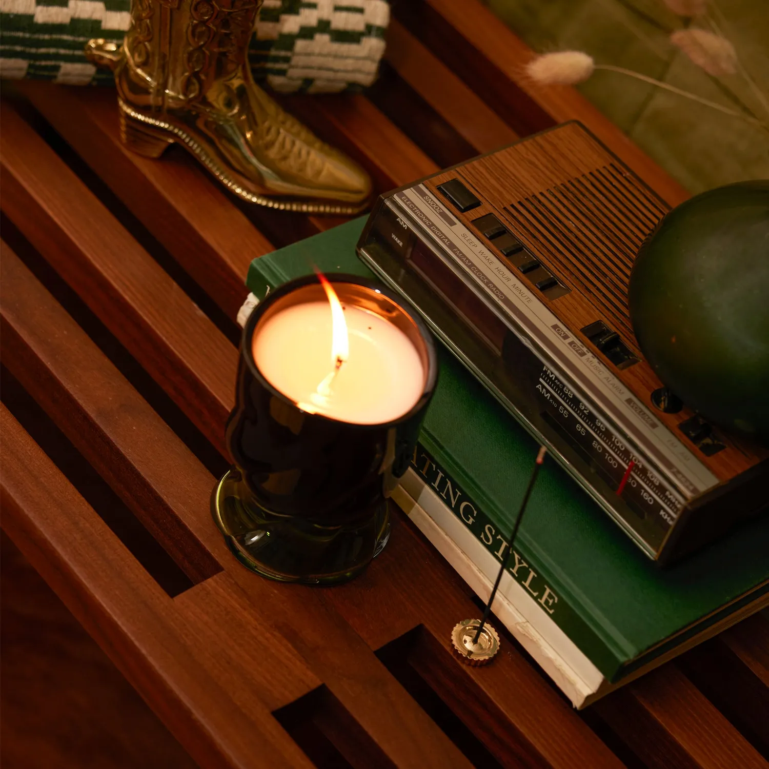 Oribe Desertland Incense Räucherstäbchen mit Halter
