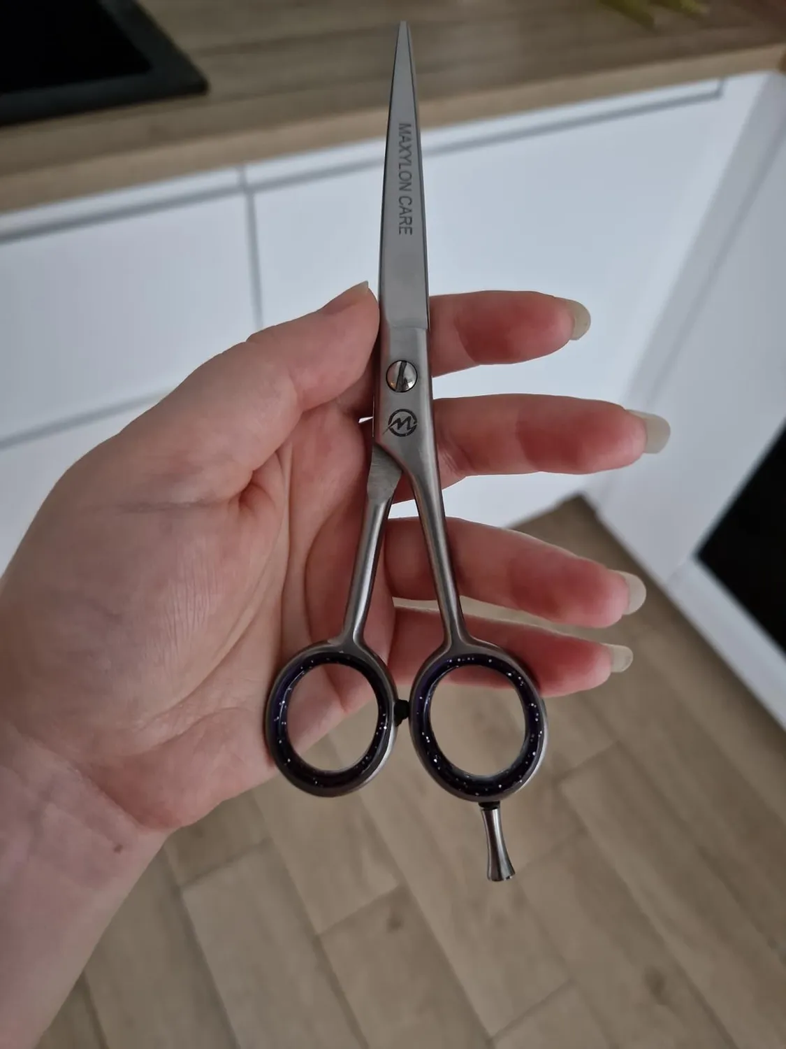 OCBA Friseurschere 6 Zoll Silber Edelstahl präziser Schnitt